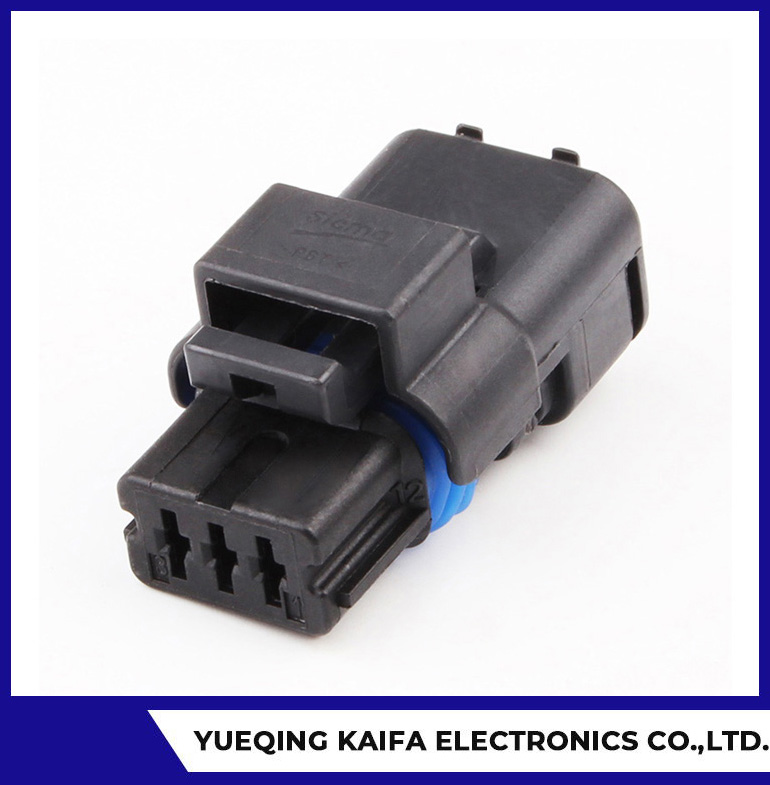 3 Amphenol FCI Connector